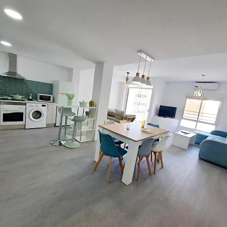 شقة Amplio Piso Con Terraza A 50 M De Playa